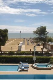 İtalya Friuli Venezia Atlantic Hotel Lignano Plajı Canlı İzle HD Kamera
