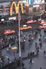 New York Times Meydanı -3- Canlı izle